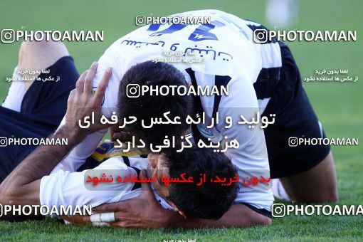 1167548, Tehran, Iran, لیگ برتر فوتبال ایران، Persian Gulf Cup، Week 19، Second Leg، Persepolis 1 v 4 Saba Qom on 2010/12/19 at Azadi Stadium