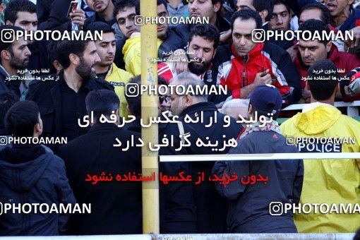 1167505, Tehran, Iran, لیگ برتر فوتبال ایران، Persian Gulf Cup، Week 19، Second Leg، Persepolis 1 v 4 Saba Qom on 2010/12/19 at Azadi Stadium