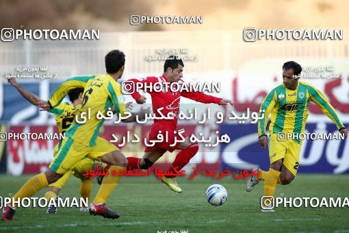 1167794, Tehran, [*parameter:4*], لیگ برتر فوتبال ایران، Persian Gulf Cup، Week 19، Second Leg، Rah Ahan 0 v 1 Tractor Sazi on 2010/12/19 at Takhti Stadium