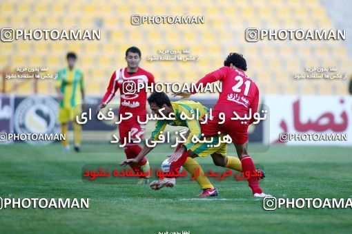 1167989, لیگ برتر فوتبال ایران، Persian Gulf Cup، Week 19، Second Leg، 2010/12/19، Tehran، Takhti Stadium، Rah Ahan 0 - ۱ Tractor Sazi