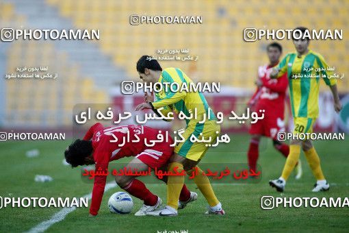 1167911, لیگ برتر فوتبال ایران، Persian Gulf Cup، Week 19، Second Leg، 2010/12/19، Tehran، Takhti Stadium، Rah Ahan 0 - ۱ Tractor Sazi