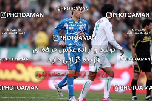 1168042, Tehran, Iran, لیگ برتر فوتبال ایران، Persian Gulf Cup، Week 20، Second Leg، Esteghlal 1 v 2 Zob Ahan Esfahan on 2010/12/23 at Azadi Stadium