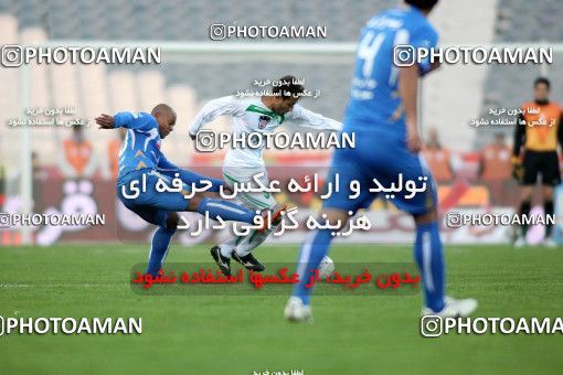 1168157, Tehran, Iran, لیگ برتر فوتبال ایران، Persian Gulf Cup، Week 20، Second Leg، Esteghlal 1 v 2 Zob Ahan Esfahan on 2010/12/23 at Azadi Stadium