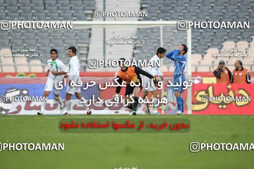 1168102, Tehran, Iran, لیگ برتر فوتبال ایران، Persian Gulf Cup، Week 20، Second Leg، Esteghlal 1 v 2 Zob Ahan Esfahan on 2010/12/23 at Azadi Stadium