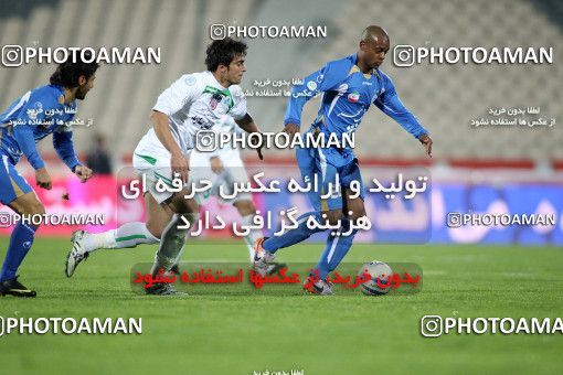 1168107, Tehran, Iran, لیگ برتر فوتبال ایران، Persian Gulf Cup، Week 20، Second Leg، Esteghlal 1 v 2 Zob Ahan Esfahan on 2010/12/23 at Azadi Stadium