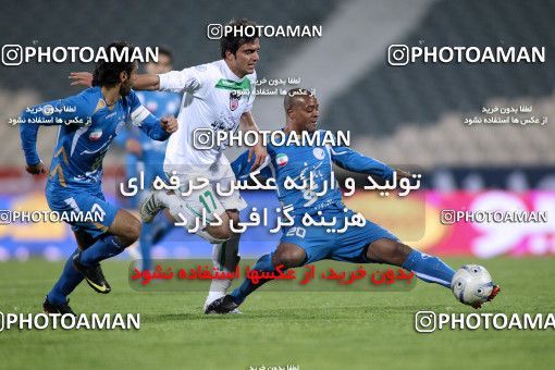 1168225, Tehran, Iran, لیگ برتر فوتبال ایران، Persian Gulf Cup، Week 20، Second Leg، Esteghlal 1 v 2 Zob Ahan Esfahan on 2010/12/23 at Azadi Stadium