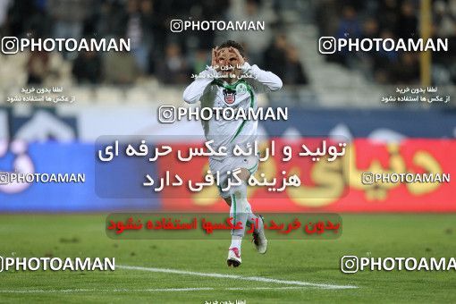 1168321, Tehran, Iran, لیگ برتر فوتبال ایران، Persian Gulf Cup، Week 20، Second Leg، Esteghlal 1 v 2 Zob Ahan Esfahan on 2010/12/23 at Azadi Stadium