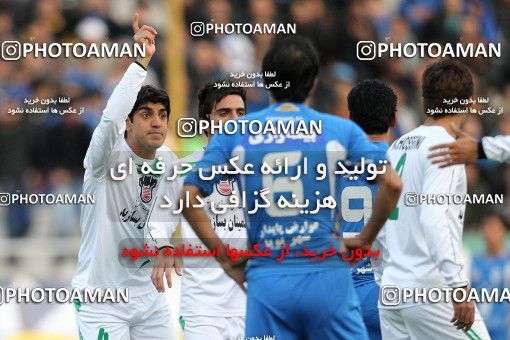 1168246, Tehran, Iran, لیگ برتر فوتبال ایران، Persian Gulf Cup، Week 20، Second Leg، Esteghlal 1 v 2 Zob Ahan Esfahan on 2010/12/23 at Azadi Stadium
