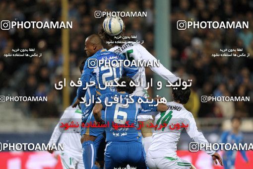 1168383, Tehran, Iran, لیگ برتر فوتبال ایران، Persian Gulf Cup، Week 20، Second Leg، Esteghlal 1 v 2 Zob Ahan Esfahan on 2010/12/23 at Azadi Stadium