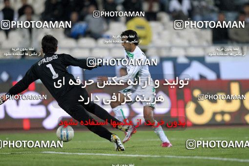 1168495, Tehran, Iran, لیگ برتر فوتبال ایران، Persian Gulf Cup، Week 20، Second Leg، Esteghlal 1 v 2 Zob Ahan Esfahan on 2010/12/23 at Azadi Stadium