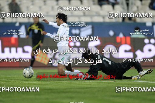 1168352, Tehran, Iran, لیگ برتر فوتبال ایران، Persian Gulf Cup، Week 20، Second Leg، Esteghlal 1 v 2 Zob Ahan Esfahan on 2010/12/23 at Azadi Stadium