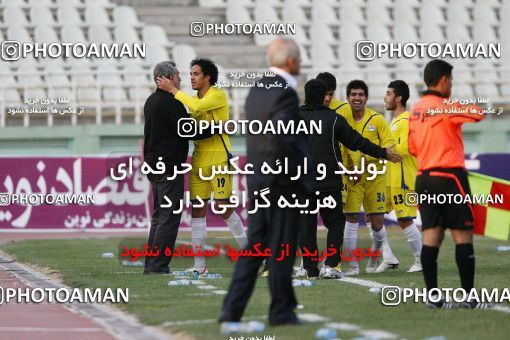 1168893, Tehran, [*parameter:4*], لیگ برتر فوتبال ایران، Persian Gulf Cup، Week 20، Second Leg، Naft Tehran 2 v 2 Steel Azin on 2010/12/23 at Shahid Dastgerdi Stadium