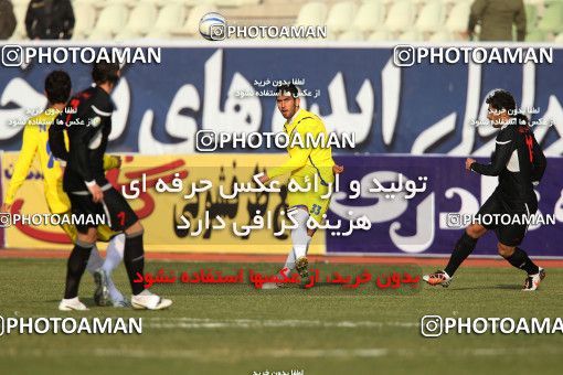 1169159, Tehran, [*parameter:4*], لیگ برتر فوتبال ایران، Persian Gulf Cup، Week 20، Second Leg، Naft Tehran 2 v 2 Steel Azin on 2010/12/23 at Shahid Dastgerdi Stadium
