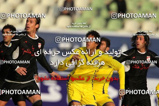 1169149, Tehran, [*parameter:4*], لیگ برتر فوتبال ایران، Persian Gulf Cup، Week 20، Second Leg، Naft Tehran 2 v 2 Steel Azin on 2010/12/23 at Shahid Dastgerdi Stadium