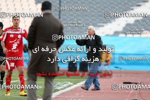 1170528, Tehran, [*parameter:4*], لیگ برتر فوتبال ایران، Persian Gulf Cup، Week 21، Second Leg، Persepolis 2 v 0 Sanat Naft Abadan on 2011/02/05 at Azadi Stadium