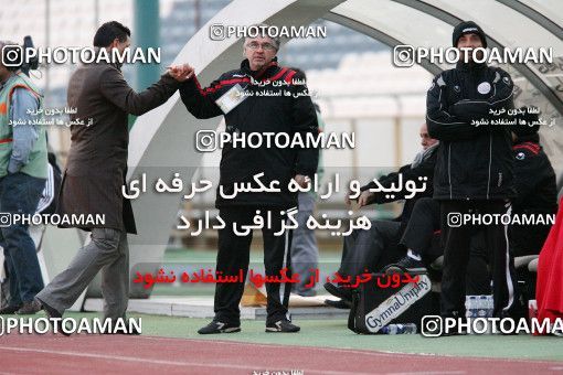 1170674, Tehran, [*parameter:4*], لیگ برتر فوتبال ایران، Persian Gulf Cup، Week 21، Second Leg، Persepolis 2 v 0 Sanat Naft Abadan on 2011/02/05 at Azadi Stadium