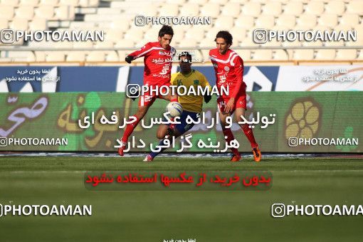 1170715, Tehran, [*parameter:4*], لیگ برتر فوتبال ایران، Persian Gulf Cup، Week 21، Second Leg، Persepolis 2 v 0 Sanat Naft Abadan on 2011/02/05 at Azadi Stadium