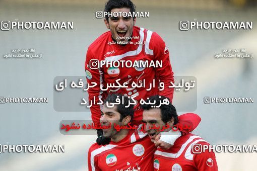 1171185, Tehran, [*parameter:4*], لیگ برتر فوتبال ایران، Persian Gulf Cup، Week 21، Second Leg، Persepolis 2 v 0 Sanat Naft Abadan on 2011/02/05 at Azadi Stadium
