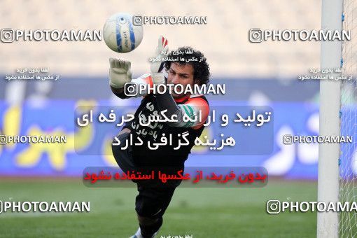 1171170, لیگ برتر فوتبال ایران، Persian Gulf Cup، Week 21، Second Leg، 2011/02/05، Tehran، Azadi Stadium، Persepolis 2 - 0 Sanat Naft Abadan