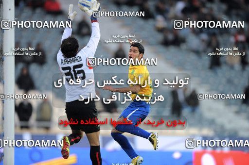 1171312, Tehran, [*parameter:4*], لیگ برتر فوتبال ایران، Persian Gulf Cup، Week 21، Second Leg، Persepolis 2 v 0 Sanat Naft Abadan on 2011/02/05 at Azadi Stadium