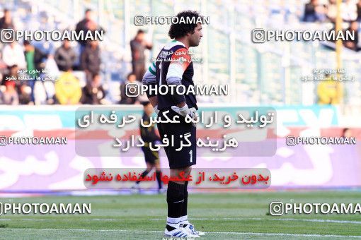 1171388, لیگ برتر فوتبال ایران، Persian Gulf Cup، Week 21، Second Leg، 2011/02/05، Tehran، Azadi Stadium، Persepolis 2 - 0 Sanat Naft Abadan