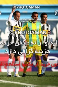 1172085, Tehran, Iran, لیگ برتر فوتبال ایران، Persian Gulf Cup، Week 21، Second Leg، Rah Ahan 0 v 2 Saba Qom on 2011/02/05 at Ekbatan Stadium
