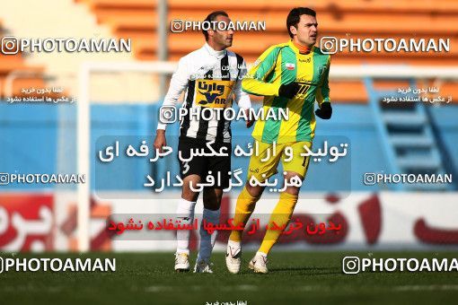 1171965, Tehran, Iran, لیگ برتر فوتبال ایران، Persian Gulf Cup، Week 21، Second Leg، Rah Ahan 0 v 2 Saba Qom on 2011/02/05 at Ekbatan Stadium