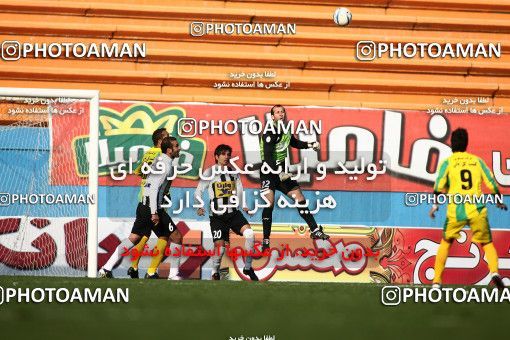 1172019, Tehran, Iran, لیگ برتر فوتبال ایران، Persian Gulf Cup، Week 21، Second Leg، Rah Ahan 0 v 2 Saba Qom on 2011/02/05 at Ekbatan Stadium