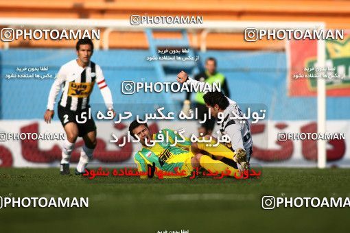1172034, Tehran, Iran, لیگ برتر فوتبال ایران، Persian Gulf Cup، Week 21، Second Leg، Rah Ahan 0 v 2 Saba Qom on 2011/02/05 at Ekbatan Stadium