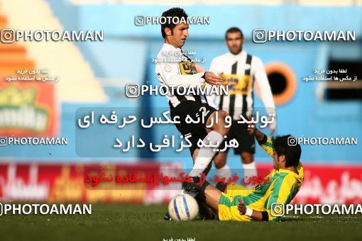 1172145, Tehran, Iran, لیگ برتر فوتبال ایران، Persian Gulf Cup، Week 21، Second Leg، Rah Ahan 0 v 2 Saba Qom on 2011/02/05 at Ekbatan Stadium