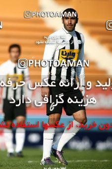 1171932, Tehran, Iran, لیگ برتر فوتبال ایران، Persian Gulf Cup، Week 21، Second Leg، Rah Ahan 0 v 2 Saba Qom on 2011/02/05 at Ekbatan Stadium