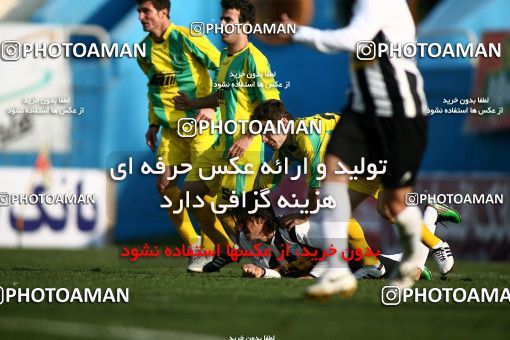 1171795, Tehran, Iran, لیگ برتر فوتبال ایران، Persian Gulf Cup، Week 21، Second Leg، Rah Ahan 0 v 2 Saba Qom on 2011/02/05 at Ekbatan Stadium