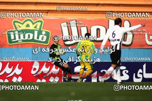 1172150, Tehran, Iran, لیگ برتر فوتبال ایران، Persian Gulf Cup، Week 21، Second Leg، Rah Ahan 0 v 2 Saba Qom on 2011/02/05 at Ekbatan Stadium