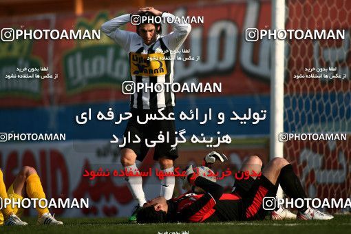 1171797, Tehran, Iran, لیگ برتر فوتبال ایران، Persian Gulf Cup، Week 21، Second Leg، Rah Ahan 0 v 2 Saba Qom on 2011/02/05 at Ekbatan Stadium