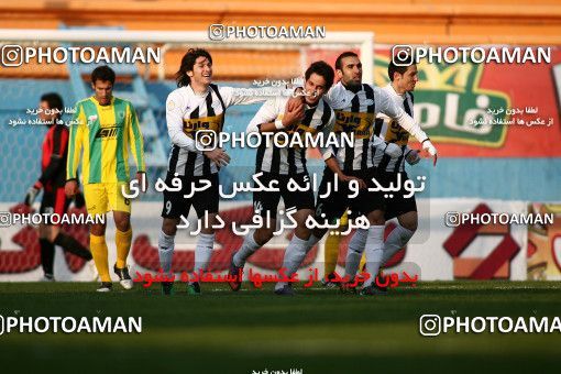 1172025, Tehran, Iran, لیگ برتر فوتبال ایران، Persian Gulf Cup، Week 21، Second Leg، Rah Ahan 0 v 2 Saba Qom on 2011/02/05 at Ekbatan Stadium