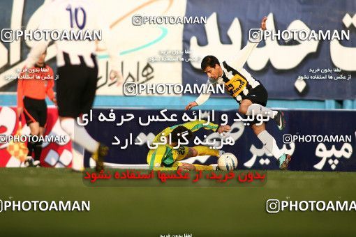 1171837, Tehran, Iran, لیگ برتر فوتبال ایران، Persian Gulf Cup، Week 21، Second Leg، Rah Ahan 0 v 2 Saba Qom on 2011/02/05 at Ekbatan Stadium