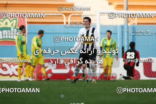 1172032, Tehran, Iran, لیگ برتر فوتبال ایران، Persian Gulf Cup، Week 21، Second Leg، Rah Ahan 0 v 2 Saba Qom on 2011/02/05 at Ekbatan Stadium