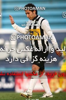 1171806, Tehran, Iran, لیگ برتر فوتبال ایران، Persian Gulf Cup، Week 21، Second Leg، Rah Ahan 0 v 2 Saba Qom on 2011/02/05 at Ekbatan Stadium