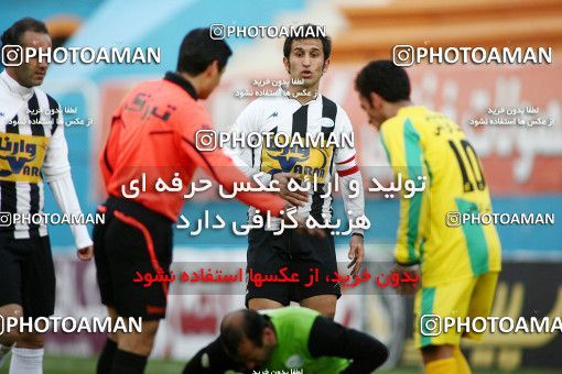1172058, Tehran, Iran, لیگ برتر فوتبال ایران، Persian Gulf Cup، Week 21، Second Leg، Rah Ahan 0 v 2 Saba Qom on 2011/02/05 at Ekbatan Stadium