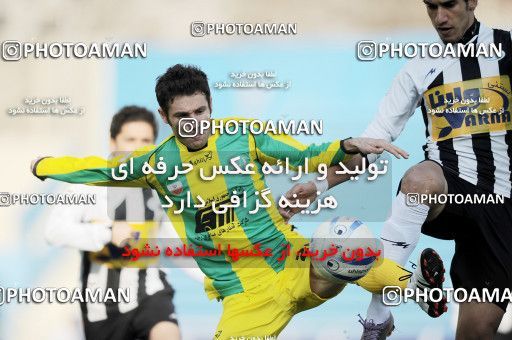 1171513, Tehran, Iran, لیگ برتر فوتبال ایران، Persian Gulf Cup، Week 21، Second Leg، Rah Ahan 0 v 2 Saba Qom on 2011/02/05 at Ekbatan Stadium