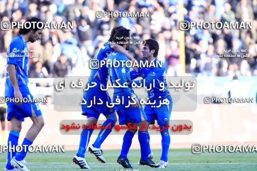 1171715, Tehran, Iran, لیگ برتر فوتبال ایران، Persian Gulf Cup، Week 21، Second Leg، Steel Azin 1 v 3 Esteghlal on 2011/02/06 at Azadi Stadium