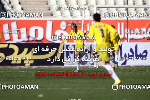 1173137, Tehran, [*parameter:4*], Iran Pro League، Persian Gulf Cup، 2010-11 season، Second Leg، Week 22، Naft Tehran 4 v ۱ Pas on 2011/02/13 at Shahid Dastgerdi Stadium