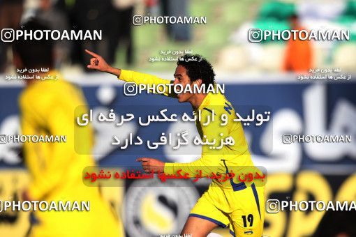 1173092, Tehran, [*parameter:4*], Iran Pro League، Persian Gulf Cup، 2010-11 season، Second Leg، Week 22، Naft Tehran 4 v ۱ Pas on 2011/02/13 at Shahid Dastgerdi Stadium