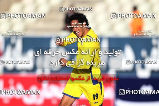 1172932, Tehran, [*parameter:4*], لیگ برتر فوتبال ایران، Persian Gulf Cup، Week 22، Second Leg، Naft Tehran 4 v 1 Pas on 2011/02/13 at Shahid Dastgerdi Stadium