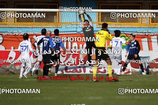 1173516, Qazvin, [*parameter:4*], لیگ برتر فوتبال ایران، Persian Gulf Cup، Week 22، Second Leg، Paykan 1 v 3 Esteghlal on 2011/02/13 at Shahid Rajai Stadium