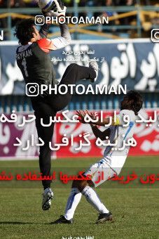 1172586, Qazvin, [*parameter:4*], لیگ برتر فوتبال ایران، Persian Gulf Cup، Week 22، Second Leg، Paykan 1 v 3 Esteghlal on 2011/02/13 at Shahid Rajai Stadium