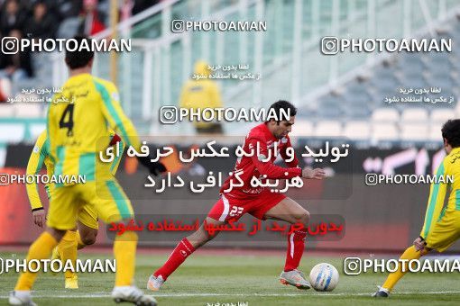1173658, Tehran, Iran, لیگ برتر فوتبال ایران، Persian Gulf Cup، Week 22، Second Leg، Persepolis 0 v 0 Rah Ahan on 2011/02/13 at Azadi Stadium