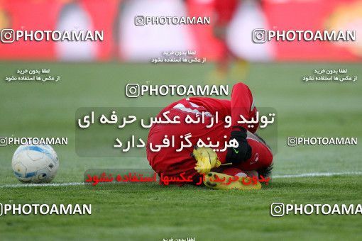 1173868, Tehran, Iran, لیگ برتر فوتبال ایران، Persian Gulf Cup، Week 22، Second Leg، Persepolis 0 v 0 Rah Ahan on 2011/02/13 at Azadi Stadium
