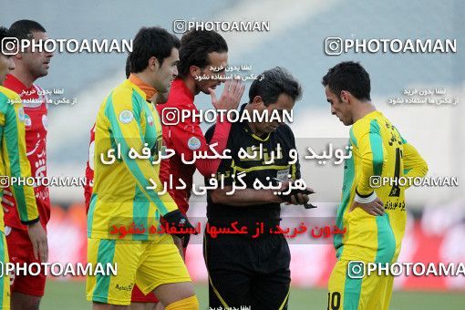 1173741, Tehran, Iran, لیگ برتر فوتبال ایران، Persian Gulf Cup، Week 22، Second Leg، Persepolis 0 v 0 Rah Ahan on 2011/02/13 at Azadi Stadium