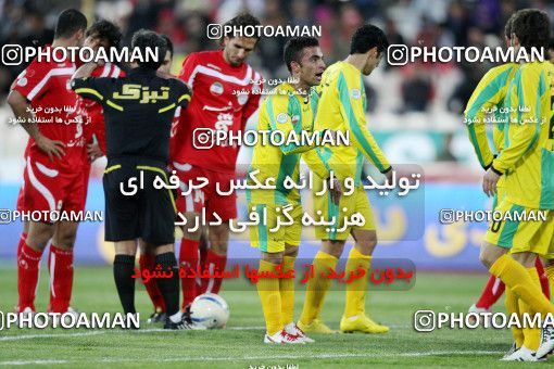 1173841, Tehran, Iran, لیگ برتر فوتبال ایران، Persian Gulf Cup، Week 22، Second Leg، Persepolis 0 v 0 Rah Ahan on 2011/02/13 at Azadi Stadium